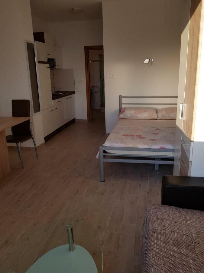 Studio Apartment Matija Podstrana Ngoại thất bức ảnh