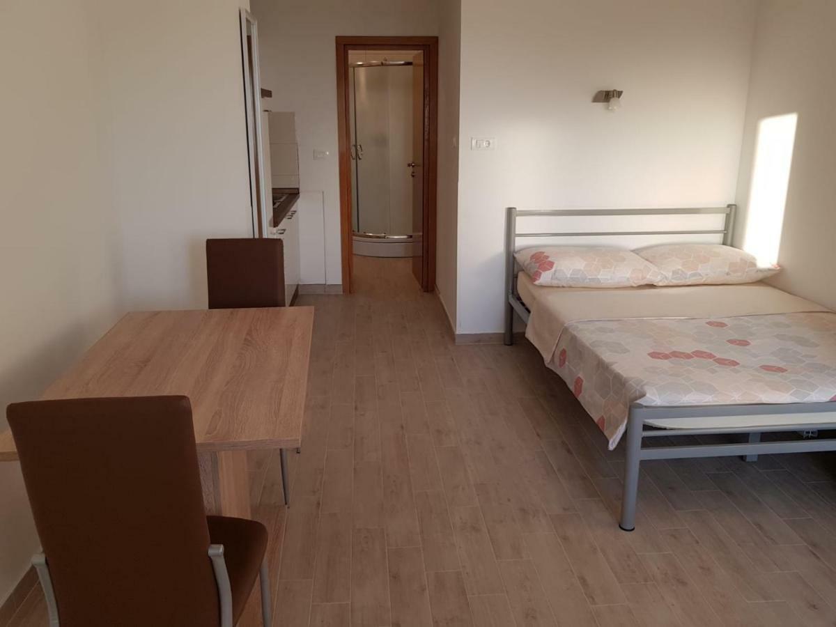 Studio Apartment Matija Podstrana Ngoại thất bức ảnh