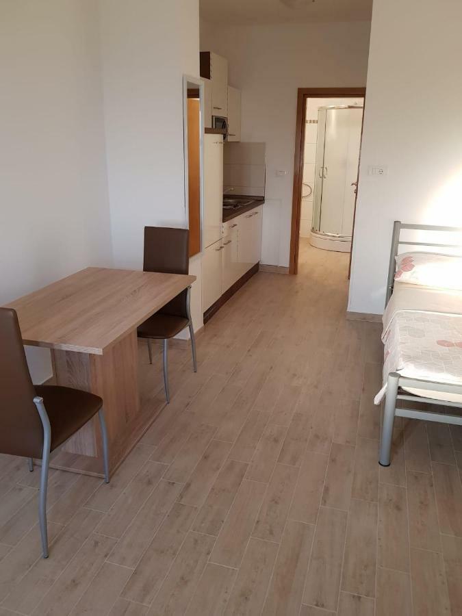 Studio Apartment Matija Podstrana Ngoại thất bức ảnh
